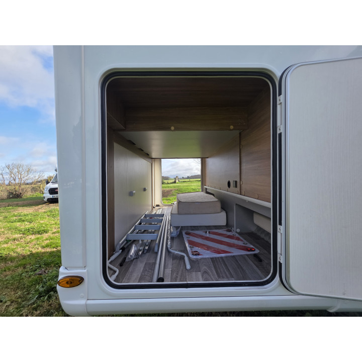 Camping-car intégral Pilote G740C Expression occasion récent
