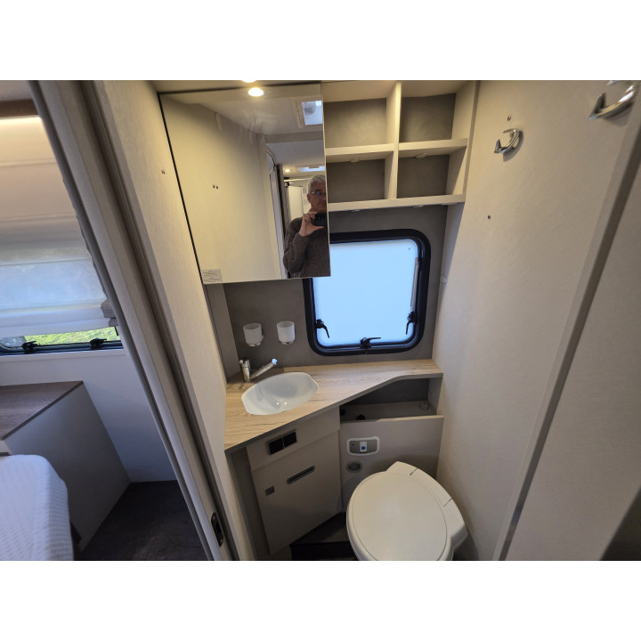 Camping-car intégral Dethleffs I7057DBL 2022 occasion récent