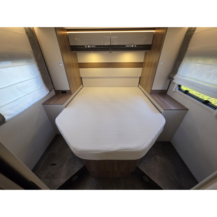 Camping-car intégral Dethleffs I7057DBL 2022 occasion récent
