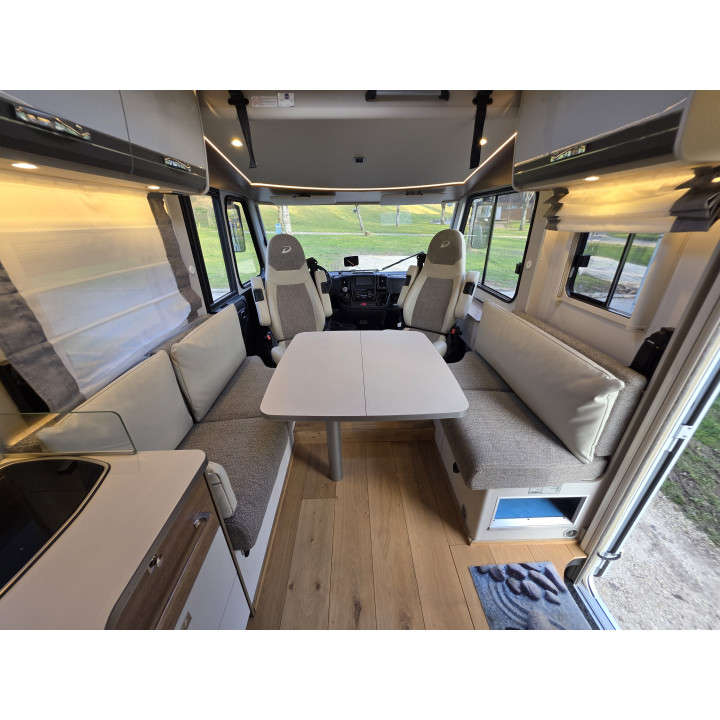 Camping-car intégral Dethleffs I7057DBL 2022 occasion récent