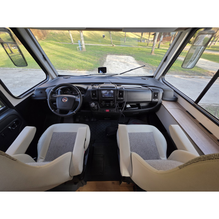 Camping-car intégral Dethleffs I7057DBL 2022 occasion récent