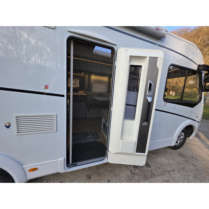Camping-car intégral Dethleffs I7057DBL 2022 occasion récent
