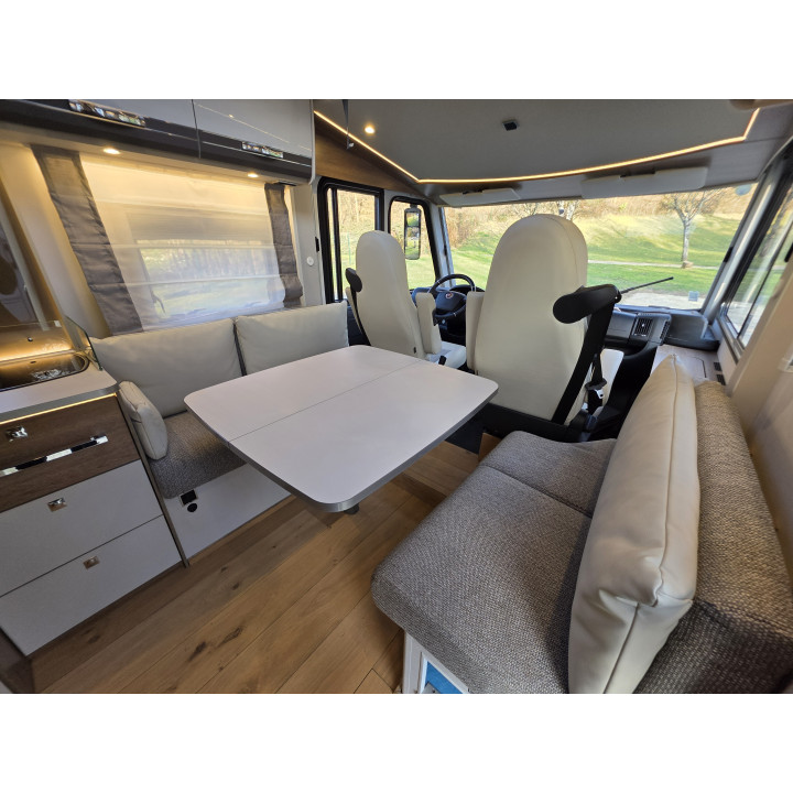 Camping-car intégral Dethleffs I7057DBL 2022 occasion récent