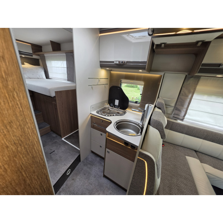 Camping-car profilé Dethleffs Trend d'occasion très bon état T7057EB 2021 22500km