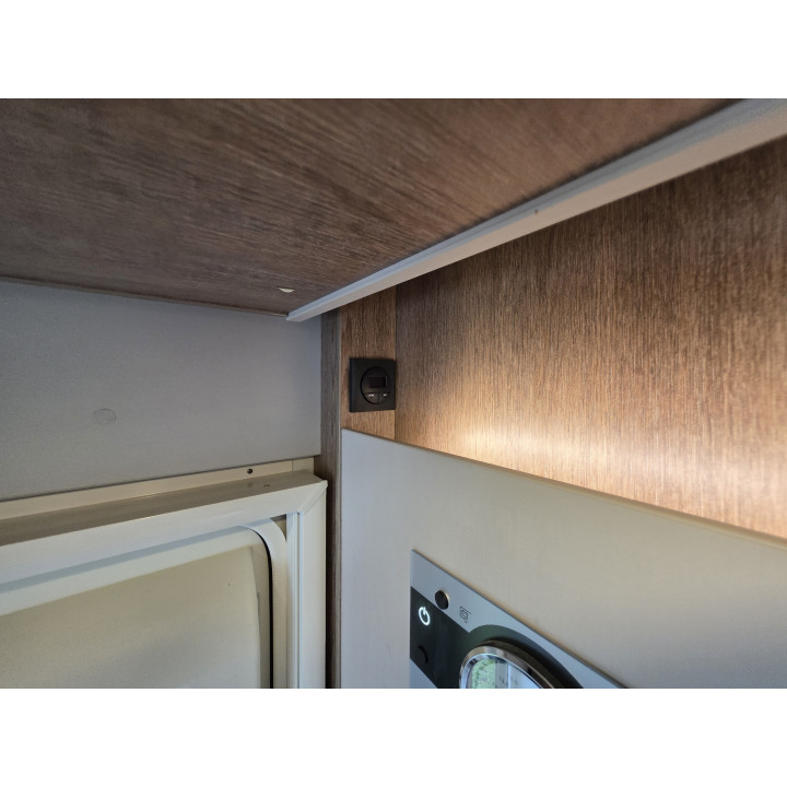 Camping-car profilé Dethleffs Trend d'occasion très bon état T7057EB