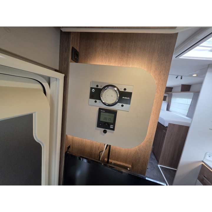 Camping-car profilé Dethleffs Trend d'occasion très bon état T7057EB 2021 22500km