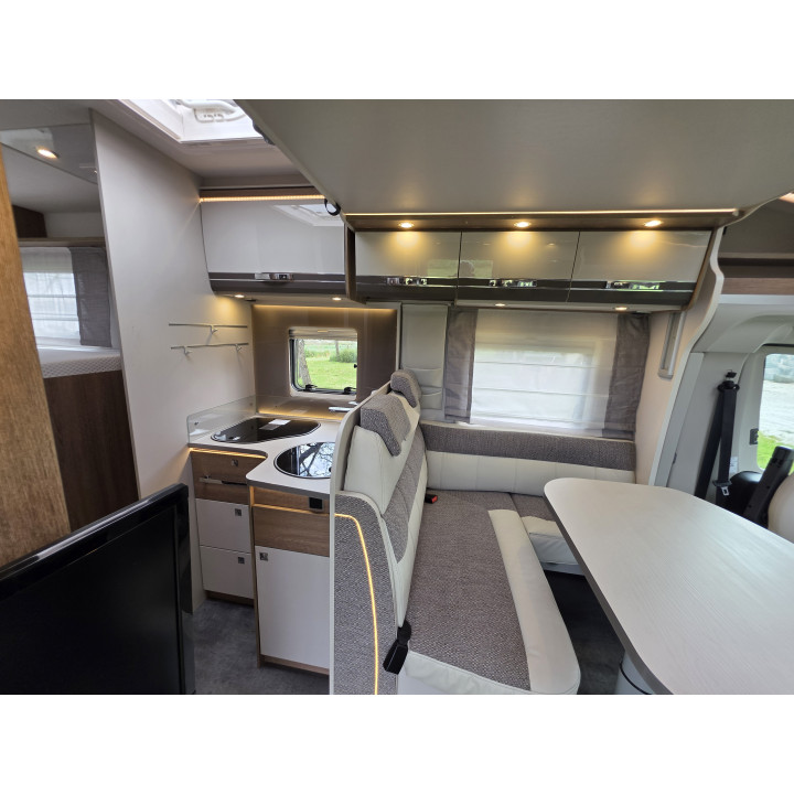 Camping-car profilé Dethleffs Trend d'occasion très bon état T7057EB 2021 22500km